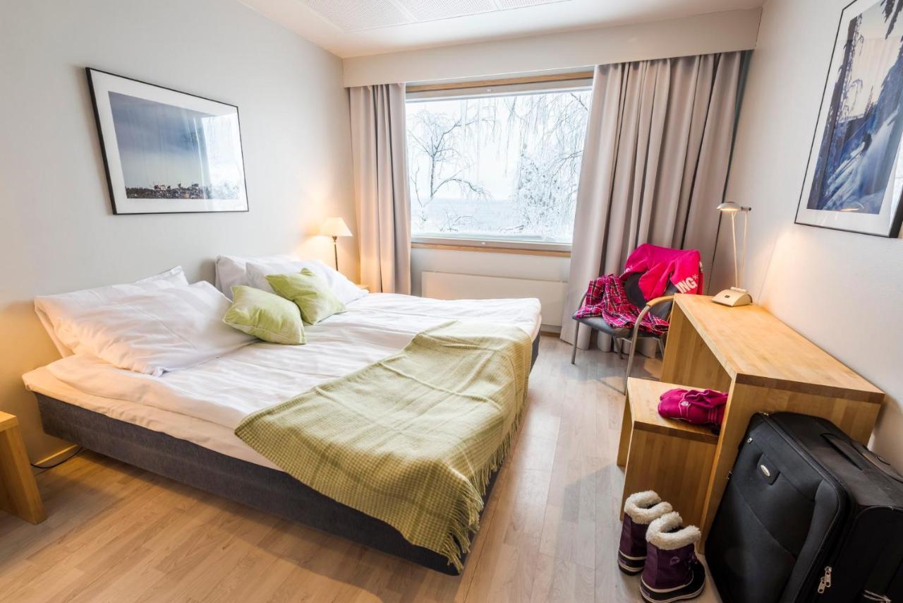 Ski-Inn Hotel Pyhaetunturi Eksteriør billede